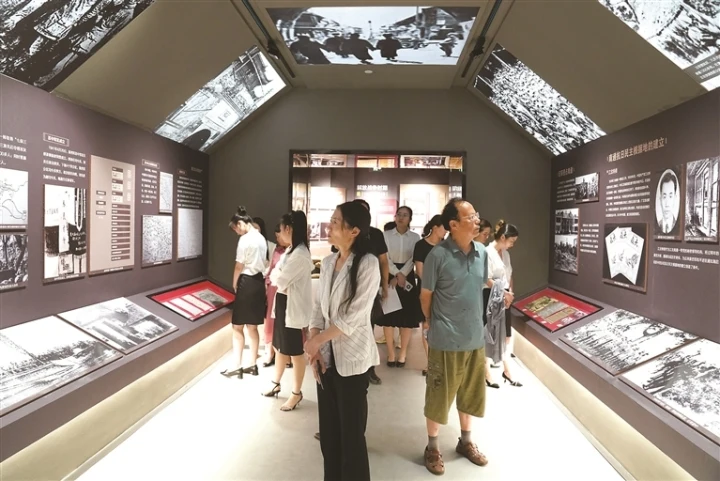 南通市國(guó)防教育館落成開館