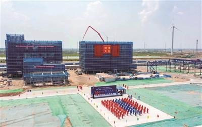 中石油藍海中試基地項目 主體結構全面封頂