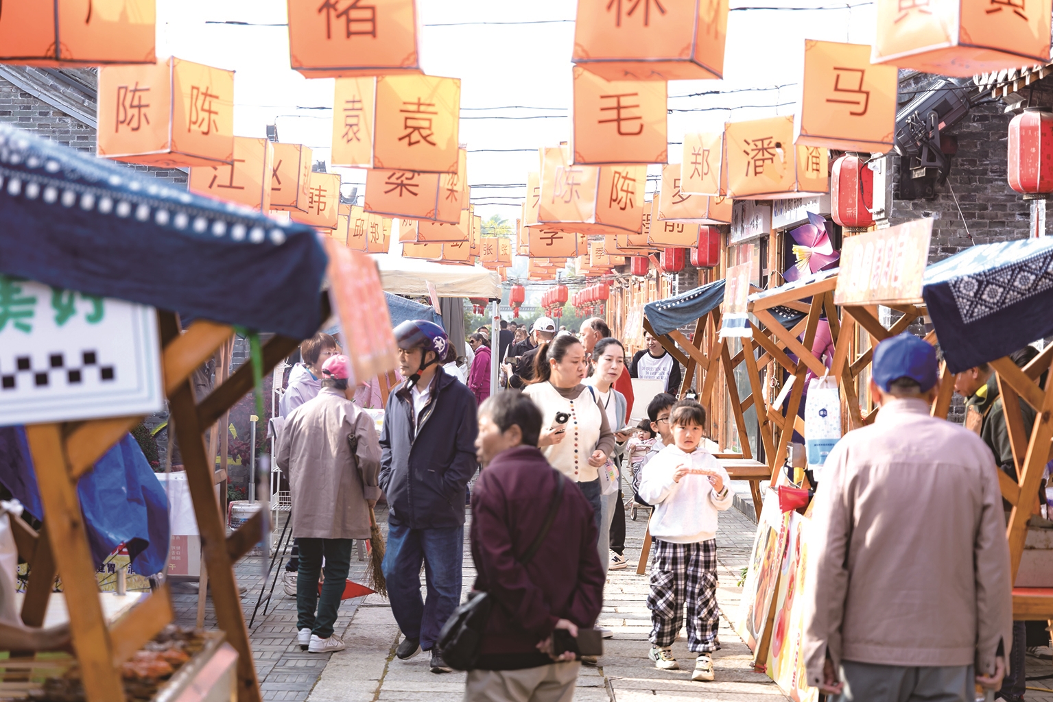 唐閘古鎮(zhèn)花卉市集浪漫啟幕