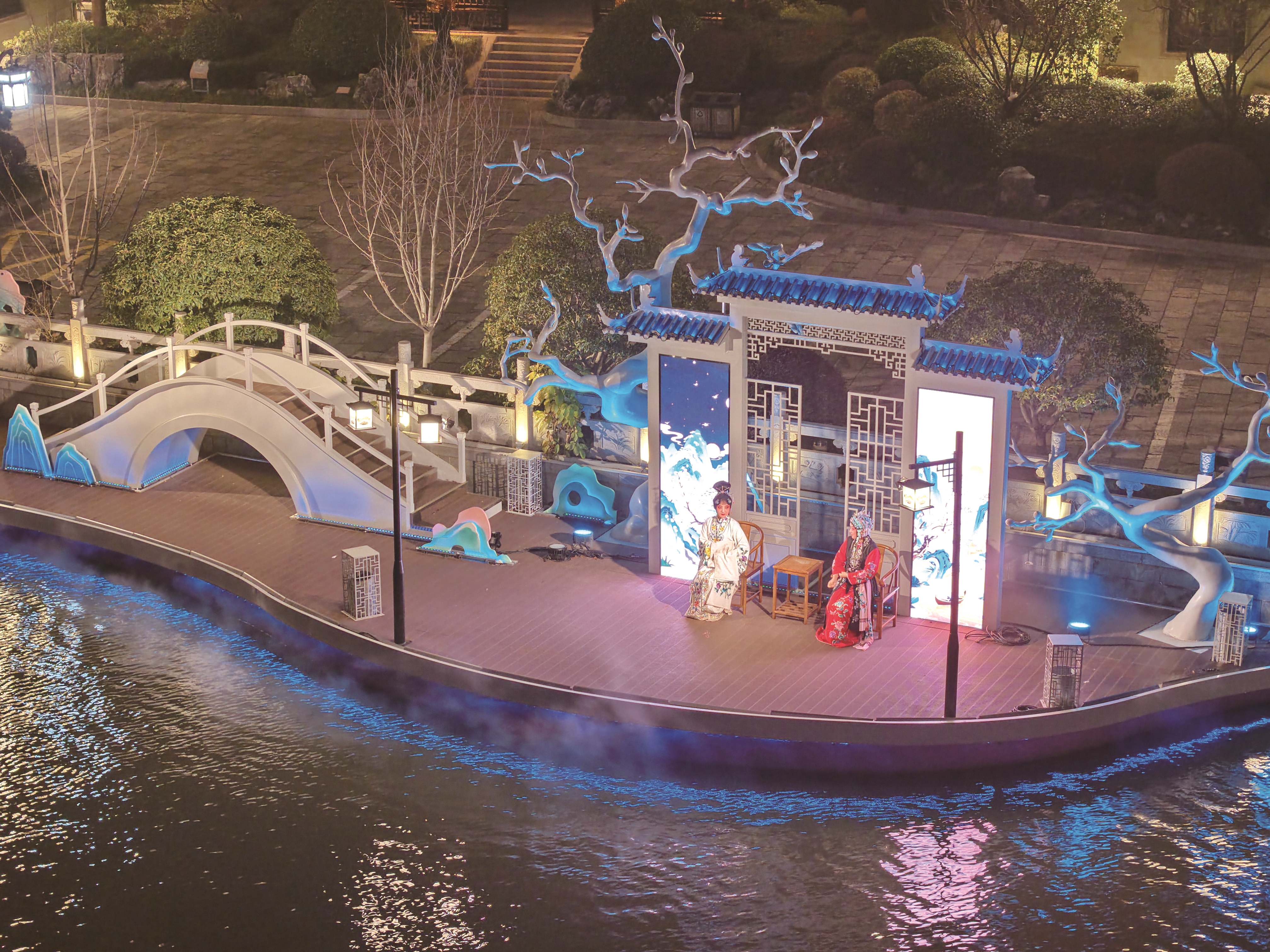“濠河夜畫”沉浸式實景演藝項目正式運營
